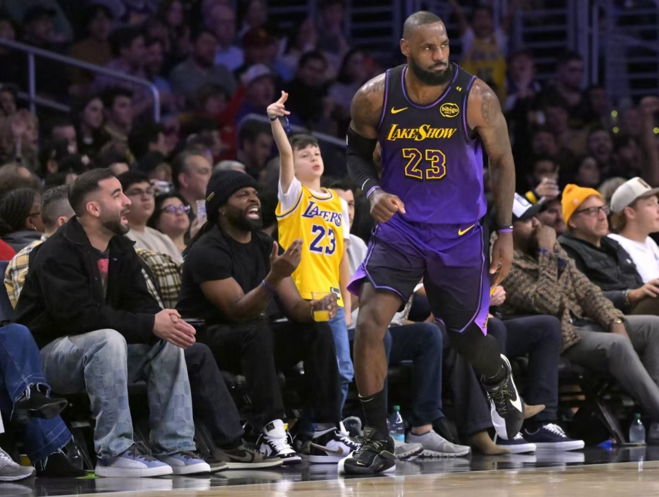 cq9电子游戏官方网址-包含Ning重要时刻出色发挥，湖人带队取胜！的词条